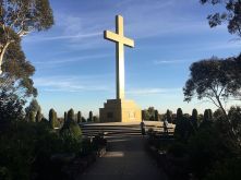 Christian_Cross_Mount_Macedon
